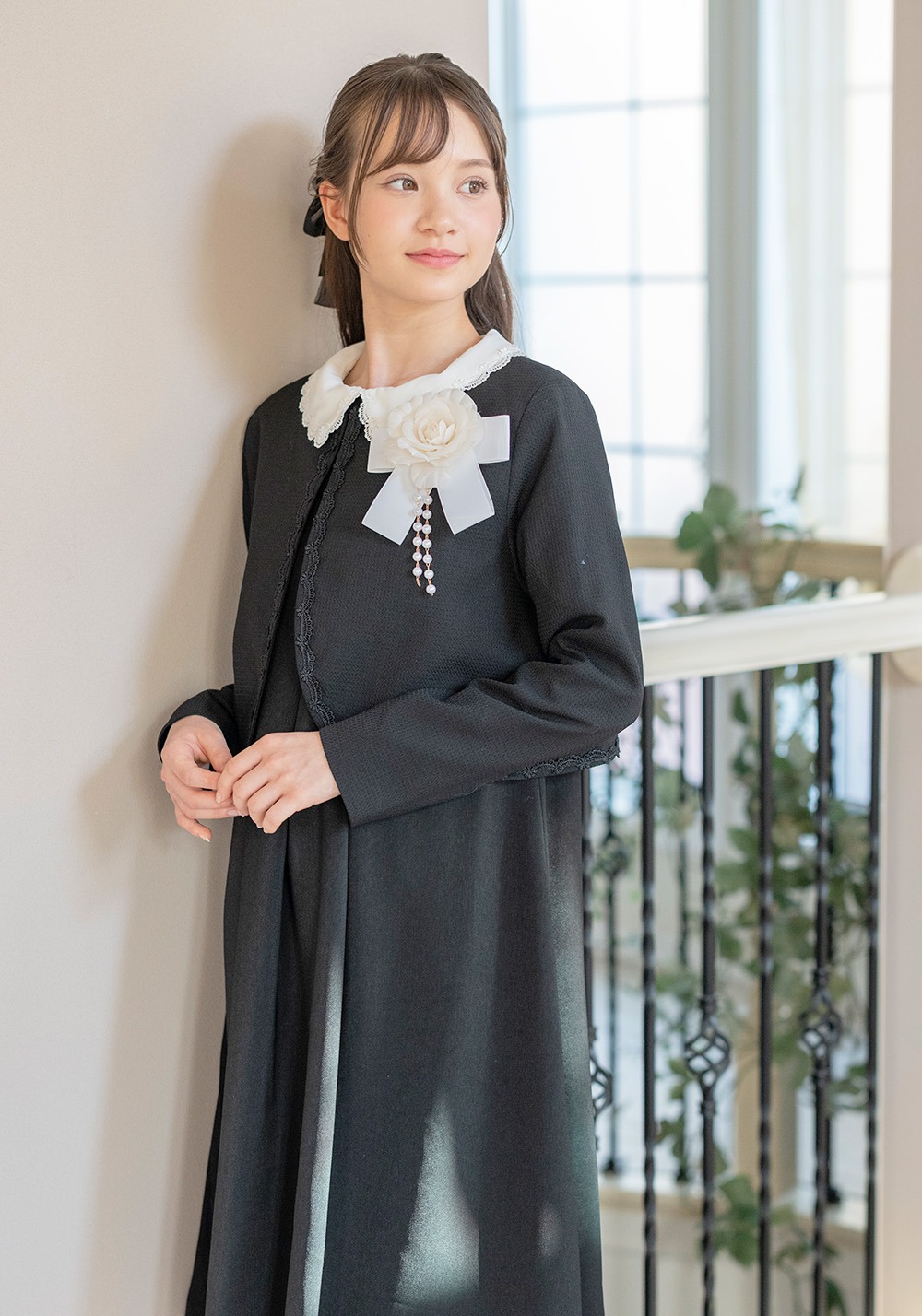 新品 女児 フォーマル スーツ 5点セット 150サイズ パンツ ジャケット 黒 フリル 上下 入学式 卒業式 結婚式 受験 販売価格17，064円の品