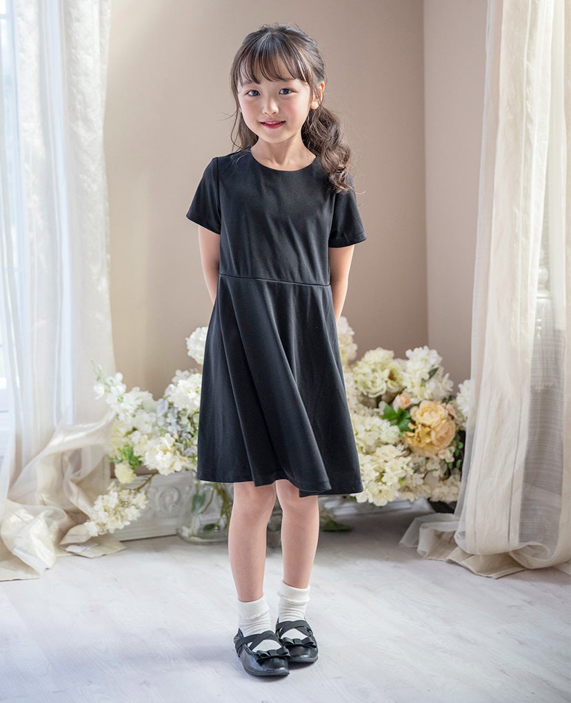黒ワンピース女の子着心地ゆったりのベーシックな半袖・長袖フレアワンピース【セール】フォーマル女の子冠婚葬祭にも最適伸縮性あり入園式入学式卒業式TAKキッズキャサリンコテージ小学生f-op
