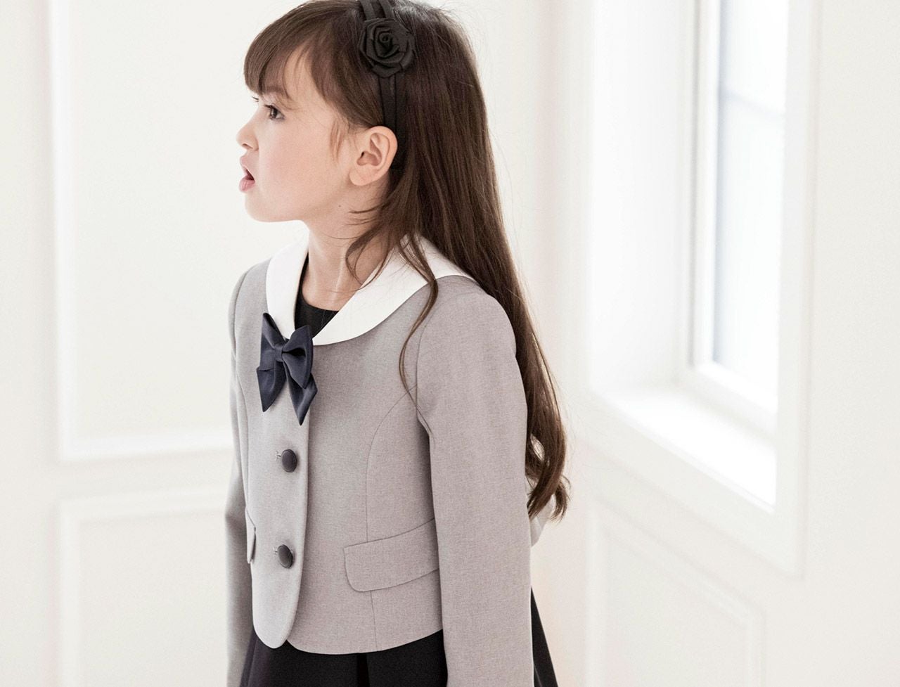 送料無料入学式 女の子 スーツ セーラー衿 子供服 アンサンブル 女児