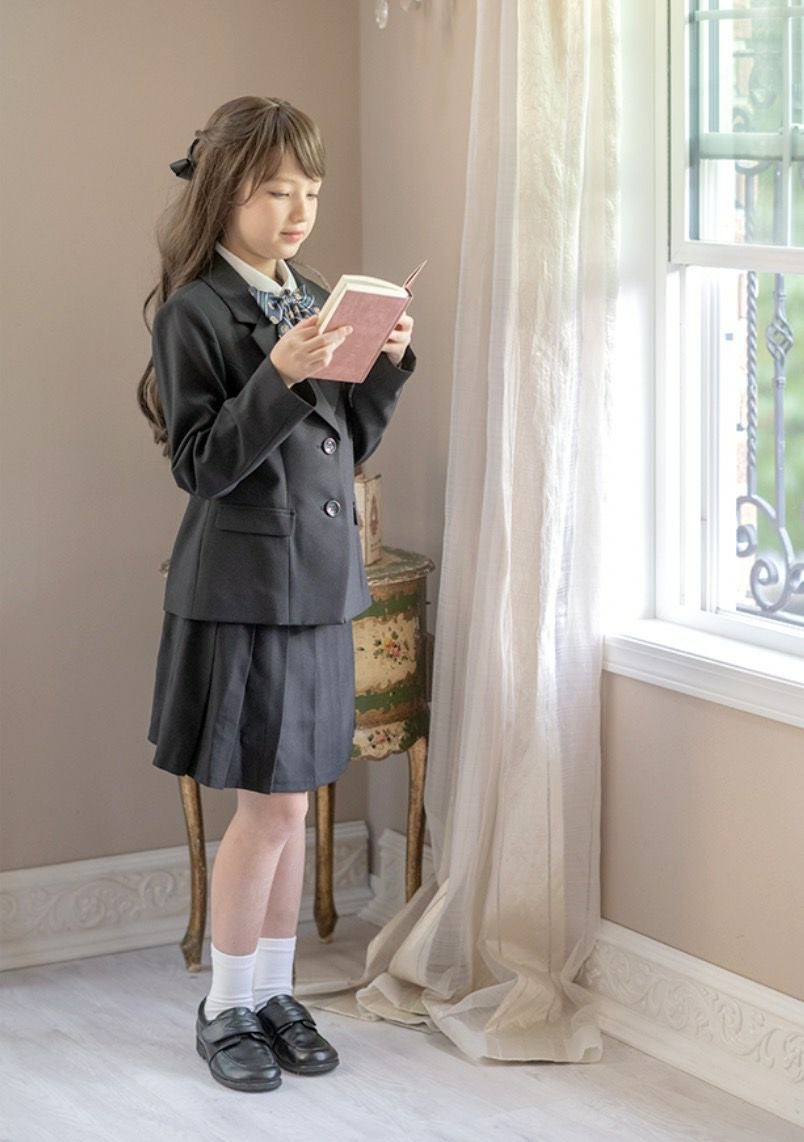 送料無料【超目玉セール】小学校 卒業式 女の子 正統派スーツ Michelle
