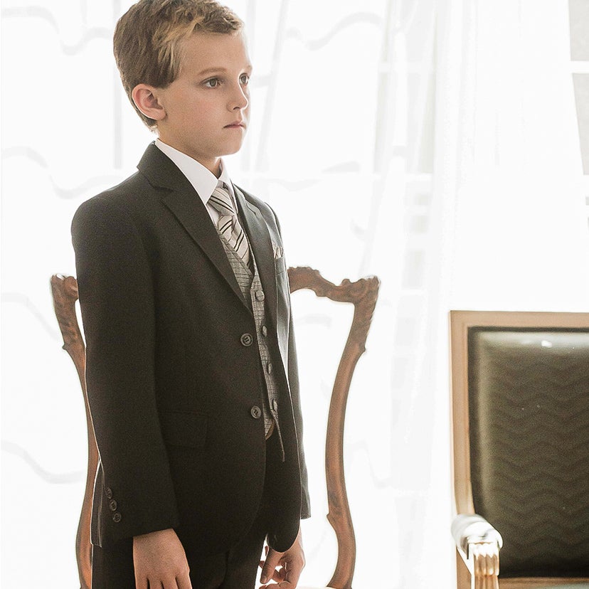送料無料【入学準備・卒服最終セール超目玉】男の子スーツセット 発表