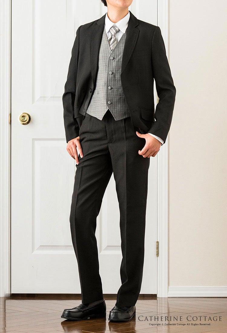 送料無料【入学準備・卒服最終セール超目玉】男の子スーツセット 発表