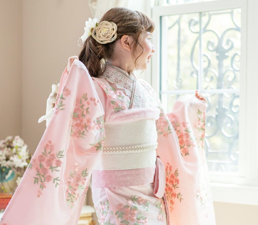 専用取引　御京花　梅の花飾りセット（白・赤） 受注制作｟ぼたんと梅の髪飾り｠つまみ細工 かんざし 紅白 赤 成人式