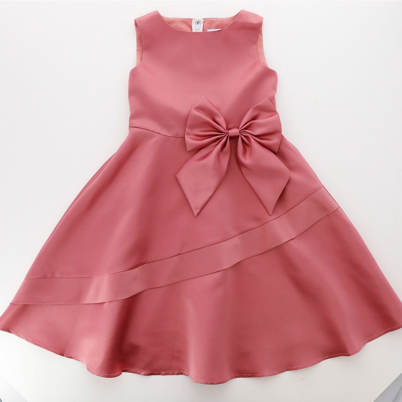 新品　Monsoon ピンク フラワーサテン ドレス　140 Jawbreaker Swing Dress in Champagne Rose | Retro Clothing – Vixen