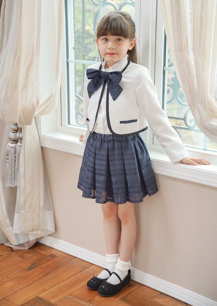 送料無料【超目玉セール】女の子スーツ 110、130cm在庫限り フォーマル