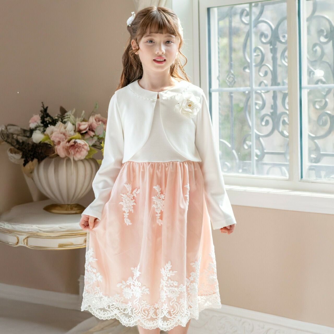 送料無料【入学準備セール目玉】入学式 女の子 スーツ スカラップ