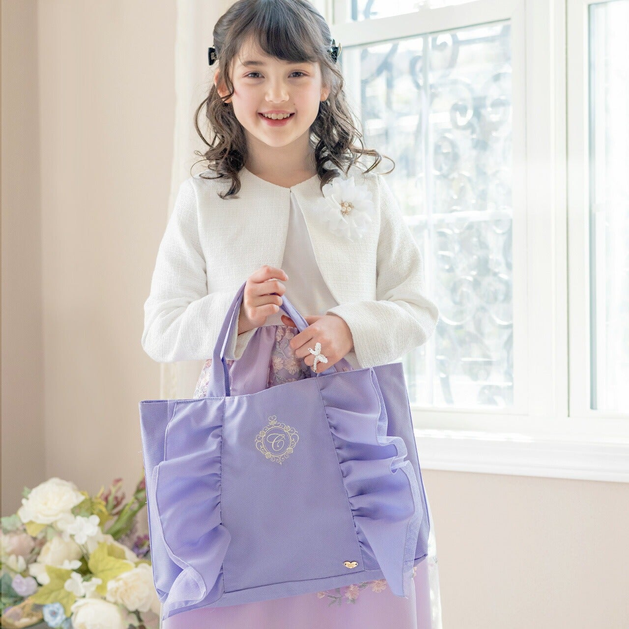 送料無料【通園通学セール超目玉】 レッスンバッグ 女の子 ロゴ刺繍