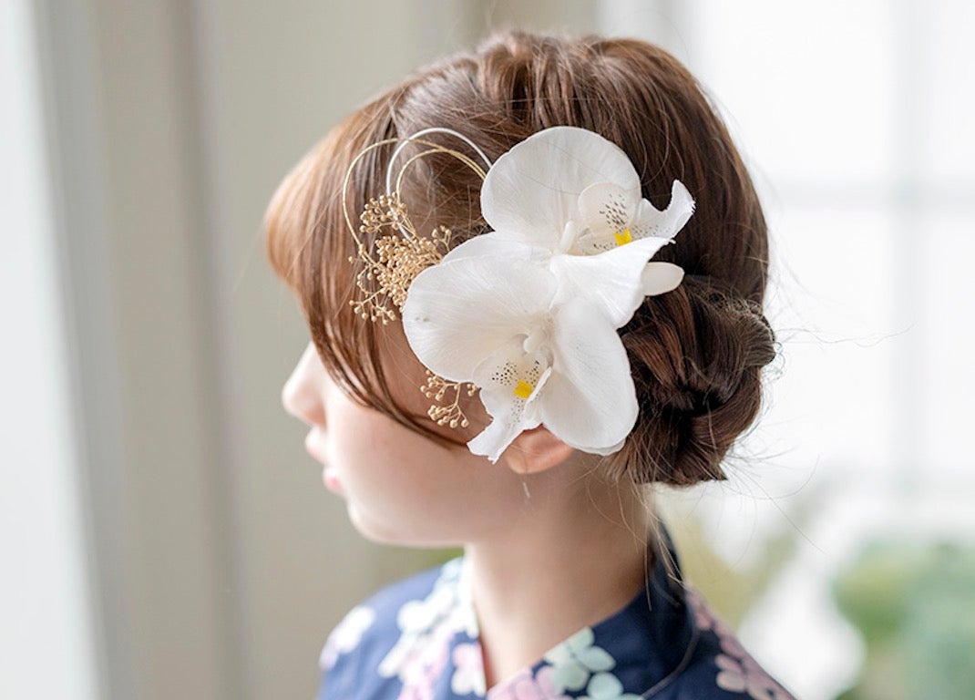 胡蝶蘭髪飾り 和装 洋装 ヘアクリップ ヘアアクセサリー 七五三 着物 浴衣 袴 卒業袴 卒業式 成人式 花 キッズ ジュニア レディース